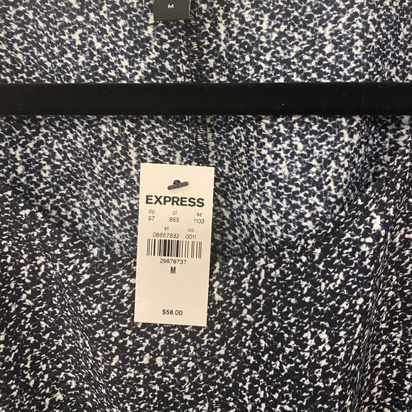 Express Medium Blouse NWT - Picture 2 of 4